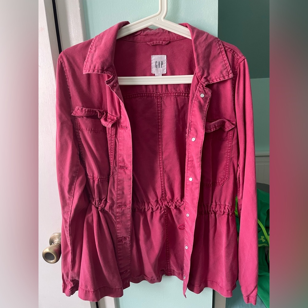 Light weight pink gap jacket